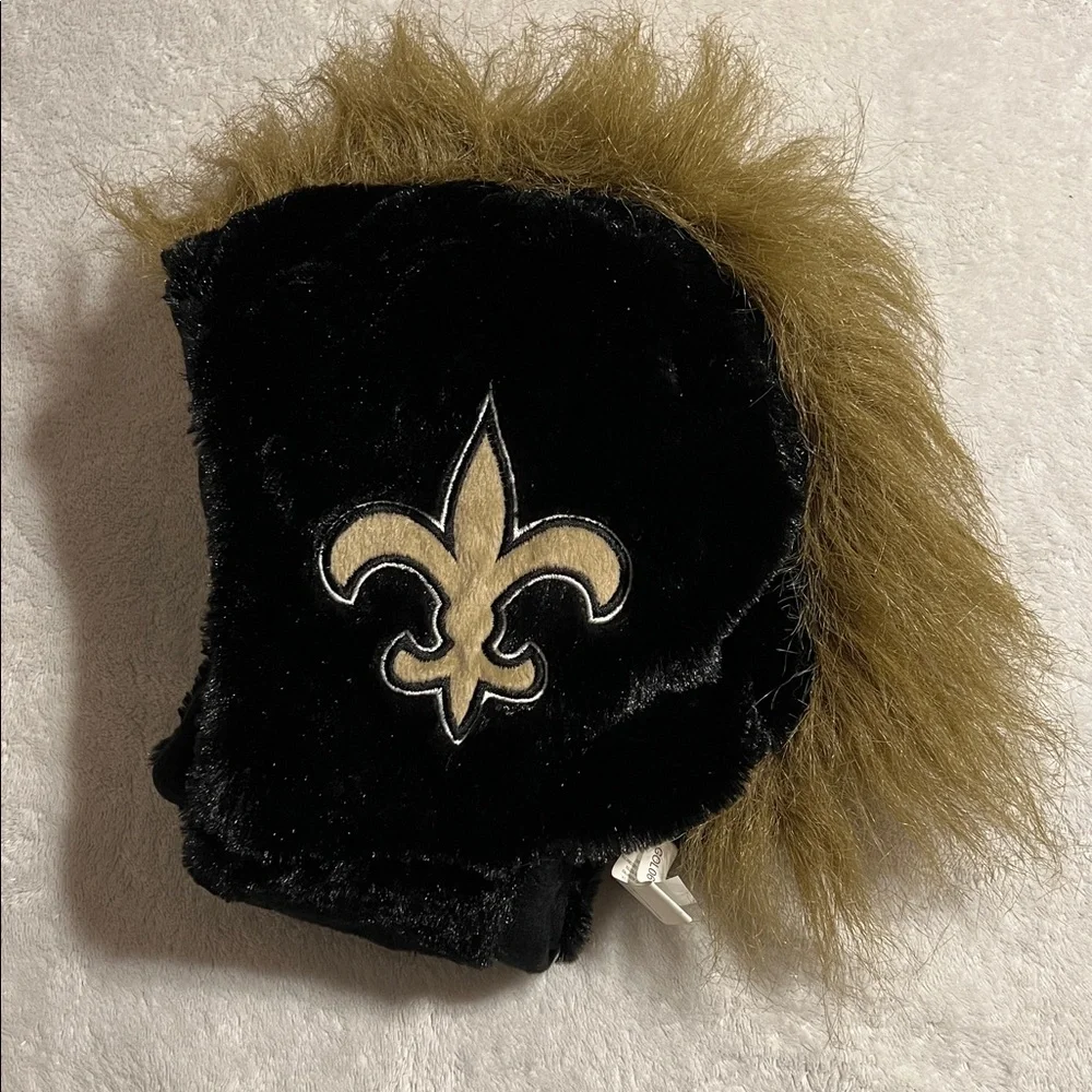 Black and Gold Fleur-de-Lis Women's Head Cover Scarf and Glove Set. NWOT